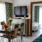 Villa Romana Frejus 4*