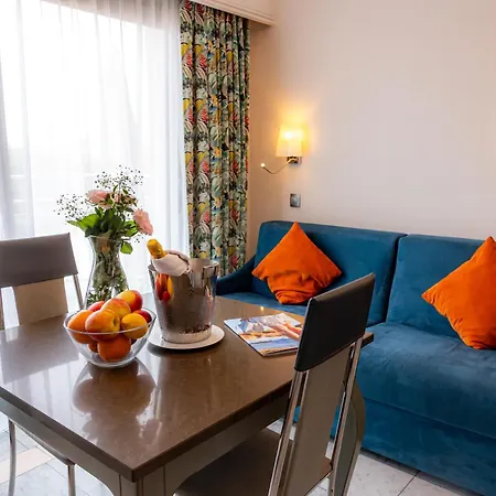 Ξενοδοχείο με διαμερίσματα Romana