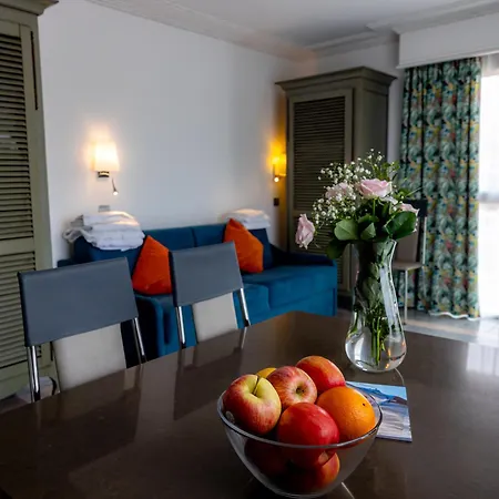 Apartmanhotel Romana 4*