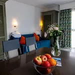 Hotel apartamentowy Villa Romana Frejus 4*