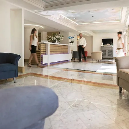 Romana Aparthotel Fréjus