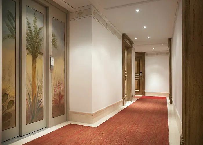 Aparthotel Villa Romana Frejus 4*