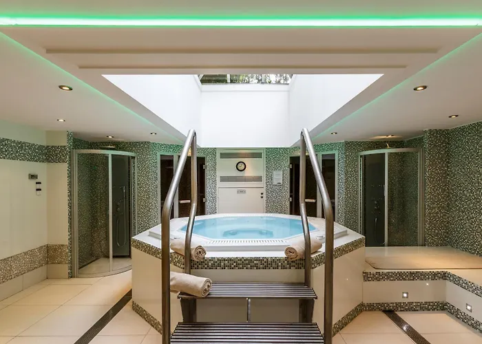 Villa Romana Frejus Aparthotel Fréjus